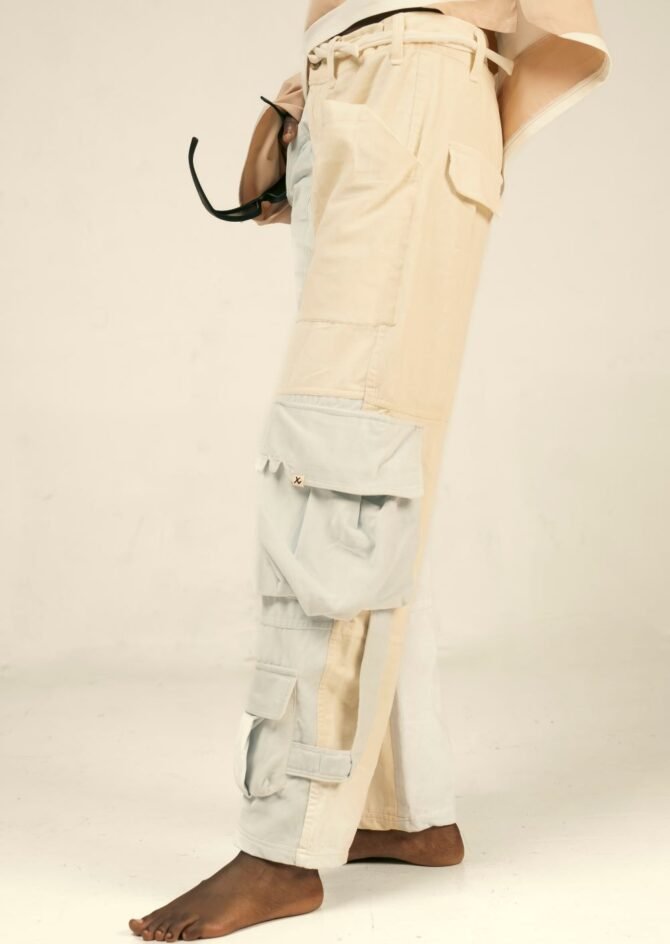 Xv  Cut-out Cargo pant